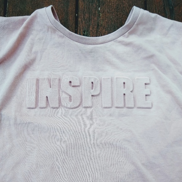 Inspire crop top - Picture 2 of 3